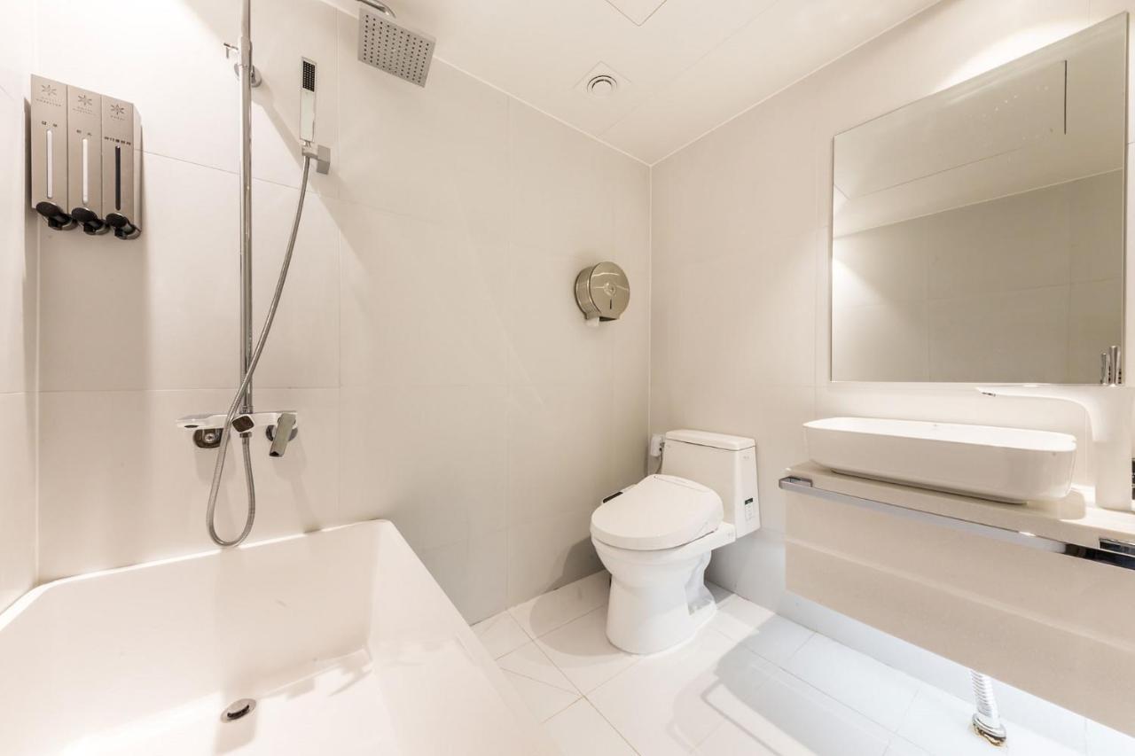 Forestar Hotel Sinchon Сеул Экстерьер фото